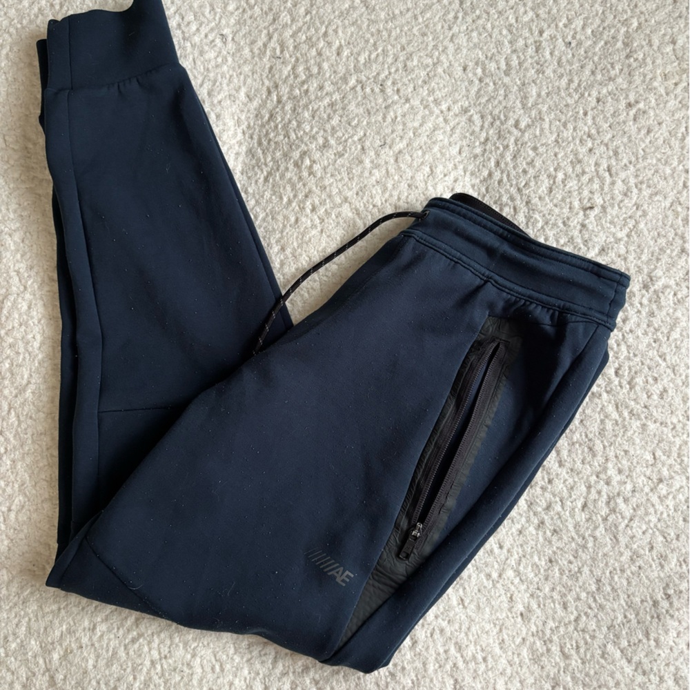 American Eagle Outfitters Men's Navy Joggers